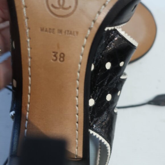 NWOB Authentic Chanel Black White Leather Mary Jane Lace Slingback Heels 38 US/8 - Picture 14 of 15